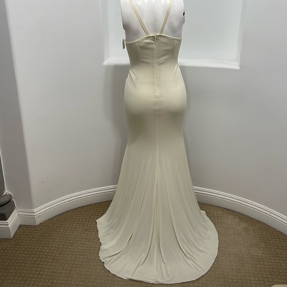 Mandalay  Vintage Beads Embellished Gown Ivory Size 19 - Picture 10 of 11